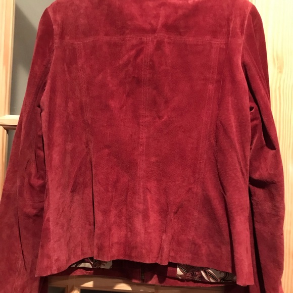 🚩 NWT Burgundy suede jacket - Picture 4 of 7